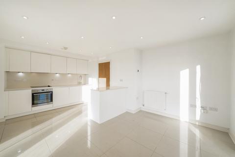 1 bedroom flat for sale, Shearwater Drive, London