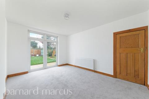 3 bedroom terraced house for sale, Bushey Road, London