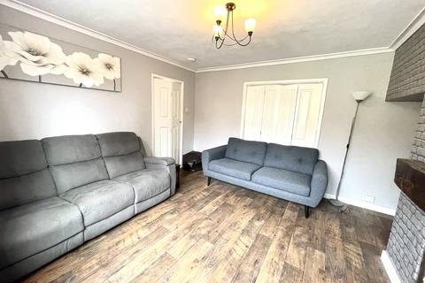 2 bedroom house to rent, Rainbow Avenue, Sheffield, S12