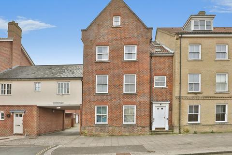 Polypin Yard, Norwich