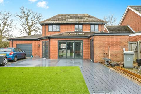 5 bedroom detached house for sale, Church Green, Norwich