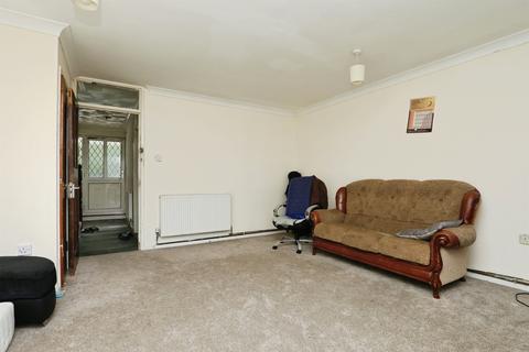 3 bedroom flat for sale, Heathgate, Norwich