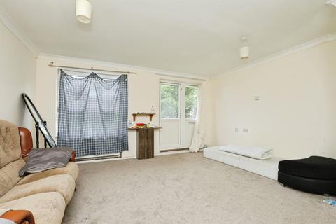 3 bedroom flat for sale, Heathgate, Norwich