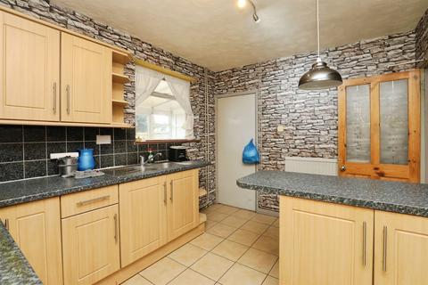 3 bedroom terraced house for sale, Harmer Road, Norwich