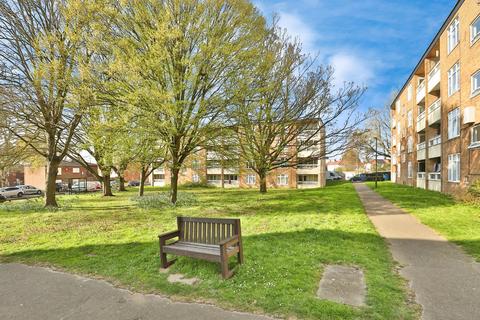 2 bedroom flat for sale, Lefroy Road, Norwich