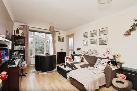 2 bedroom flat for sale, Lefroy Road, Norwich