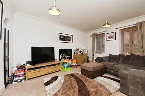 4 bedroom terraced house for sale, Blue Boar Lane, Norwich