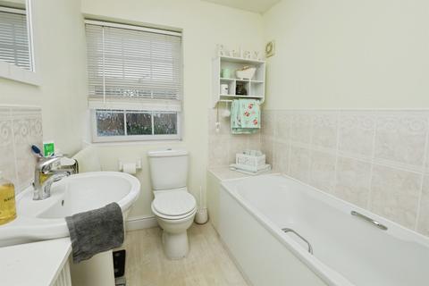 4 bedroom detached house for sale, Bishy Barnebee Way, NORWICH