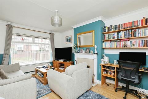2 bedroom semi-detached house for sale, Linton Crescent, Norwich