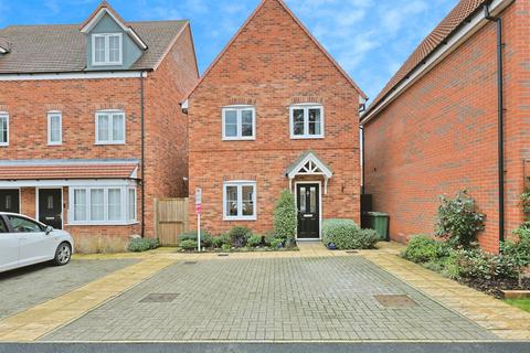 3 bedroom detached house for sale, Hawthorn Drive, Rackheath, Norwich