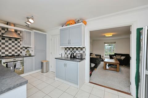 3 bedroom terraced house for sale, Kevill Davis Drive, Little Plumstead, Norwich