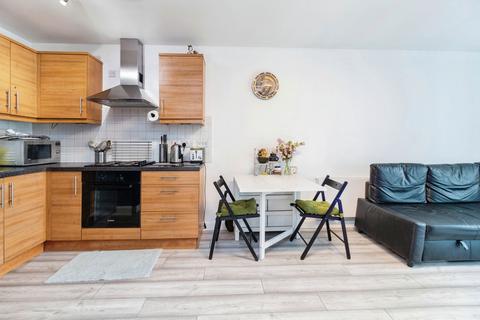 1 bedroom flat for sale, Mortimer Square, Milton Keynes