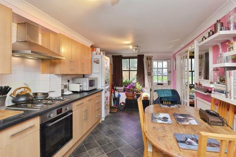 3 bedroom character property for sale, Tickford Street, Newport Pagnell