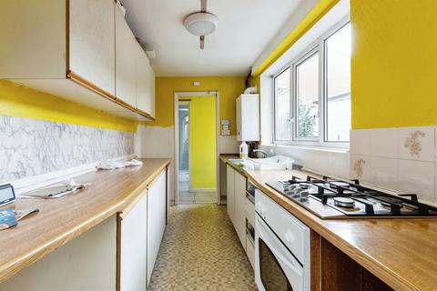 2 bedroom terraced house for sale, Lonsdale Road, Nottingham