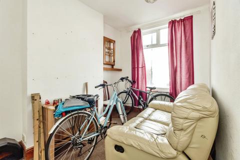 2 bedroom terraced house for sale, Lonsdale Road, Nottingham