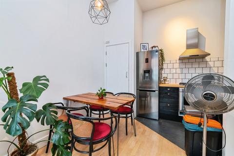 2 bedroom flat for sale, Morley Street, Daybrook, Nottingham
