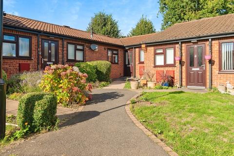 2 bedroom terraced bungalow for sale, Rosemary Close, Nottingham