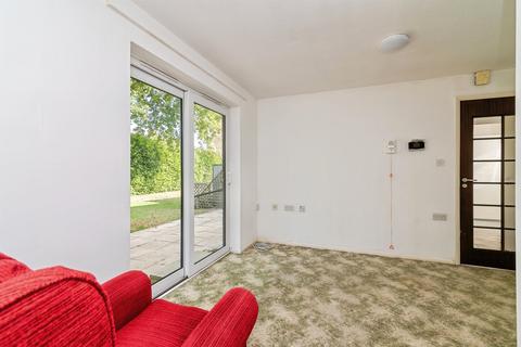 2 bedroom terraced bungalow for sale, Rosemary Close, Nottingham