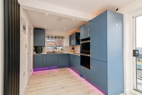 3 bedroom detached house for sale, Violet Road, Carlton, Nottingham