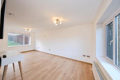 3 bedroom end of terrace house for sale, Lymn Avenue, Gedling, Nottingham