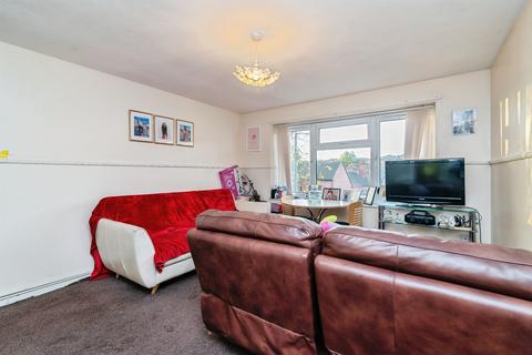 1 bedroom flat for sale, Woodlane Gardens, Nottingham