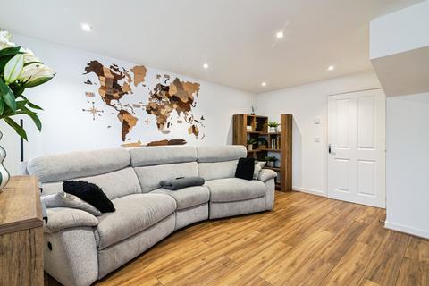 3 bedroom semi-detached house for sale, Kingfisher Road, Burton Joyce, Nottingham
