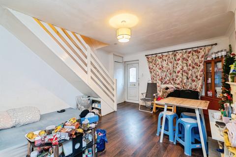 2 bedroom terraced house for sale, Alfreton Road, Nottingham