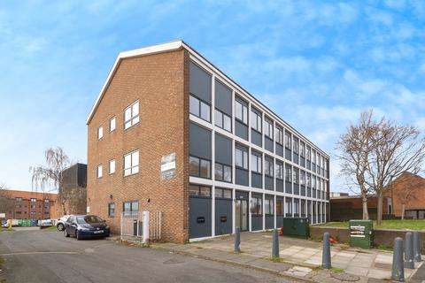 1 bedroom apartment for sale, Lombard Street, Newark