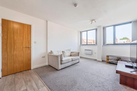 1 bedroom apartment for sale, Lombard Street, Newark