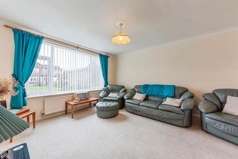 undefined, Woodlands Close, Newark