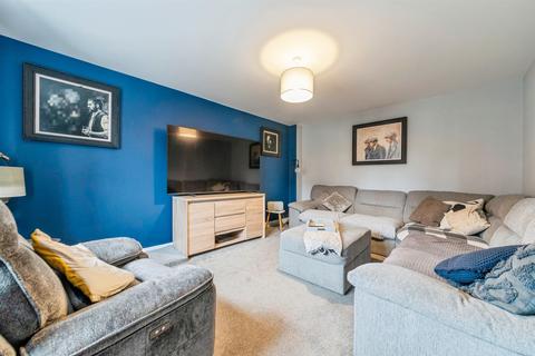 4 bedroom detached house for sale, Raddle Way, Middlebeck, Newark