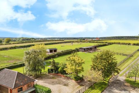 5 bedroom end of terrace house for sale, Bathley Lane, Norwell, Newark