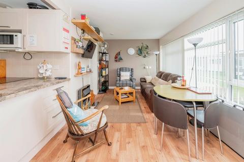 undefined, Coast Road, Walcott, Norwich