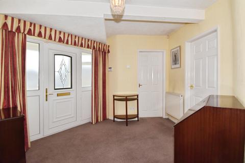 2 bedroom detached bungalow for sale, Wayside Drive, Oadby, Leicester