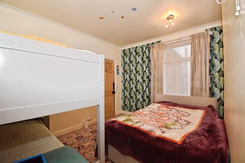 2 bedroom terraced house for sale, Regent Street, Oadby, LEICESTER