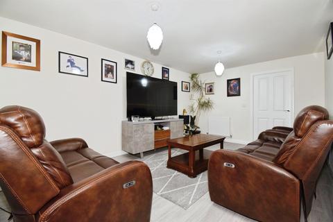 4 bedroom detached house for sale, Gregory Way, WIGSTON