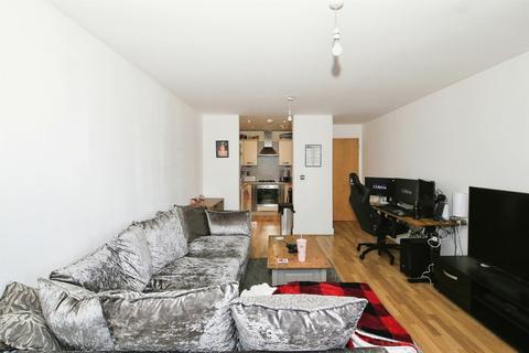 2 bedroom flat for sale, Hammonds Drive, Peterborough