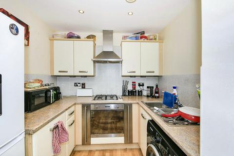 2 bedroom flat for sale, Hammonds Drive, Peterborough