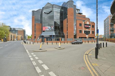 Broadway, Peterborough