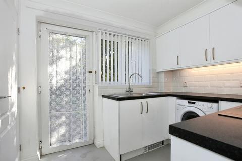 2 bedroom ground floor flat for sale, Kimbolton Court, Peterborough