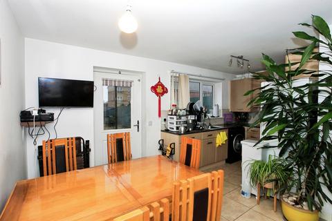 3 bedroom house for sale, Rathbone Crescent, Peterborough
