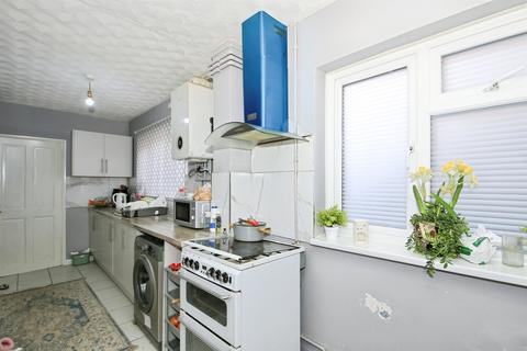 3 bedroom end of terrace house for sale, Gladstone Street, Peterborough