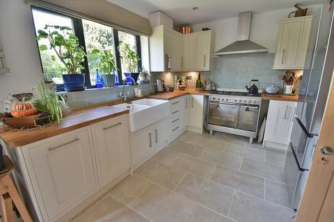 4 bedroom detached house for sale, Tricketts Lane, Ferndown, BH22