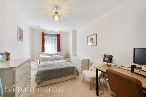 1 bedroom flat for sale, Elmington Road, London