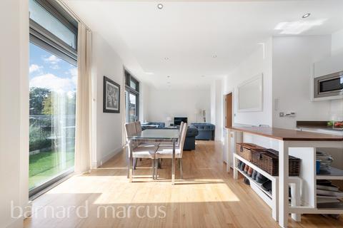 3 bedroom apartment for sale, Seager Place, London