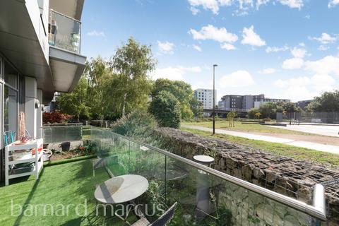 3 bedroom apartment for sale, Seager Place, London