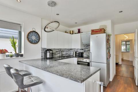 4 bedroom detached bungalow for sale, Evering Avenue, Poole