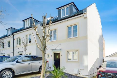 4 bedroom detached house for sale, Park Close, Poole