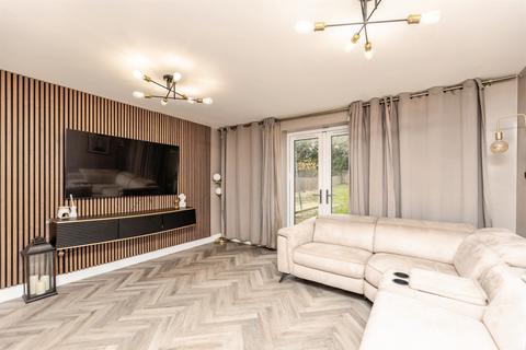 3 bedroom detached house for sale, Friarwood Lane, Pontefract