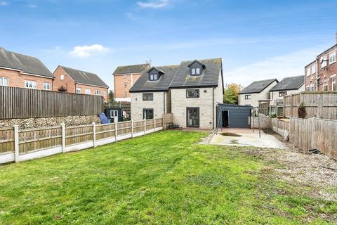 3 bedroom detached house for sale, Friarwood Lane, Pontefract